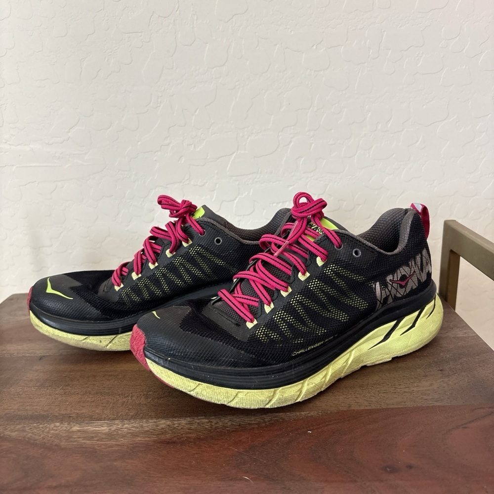 Hoka One One CHALLENGER ATR 5 Women’s Running Sneakers Size 8